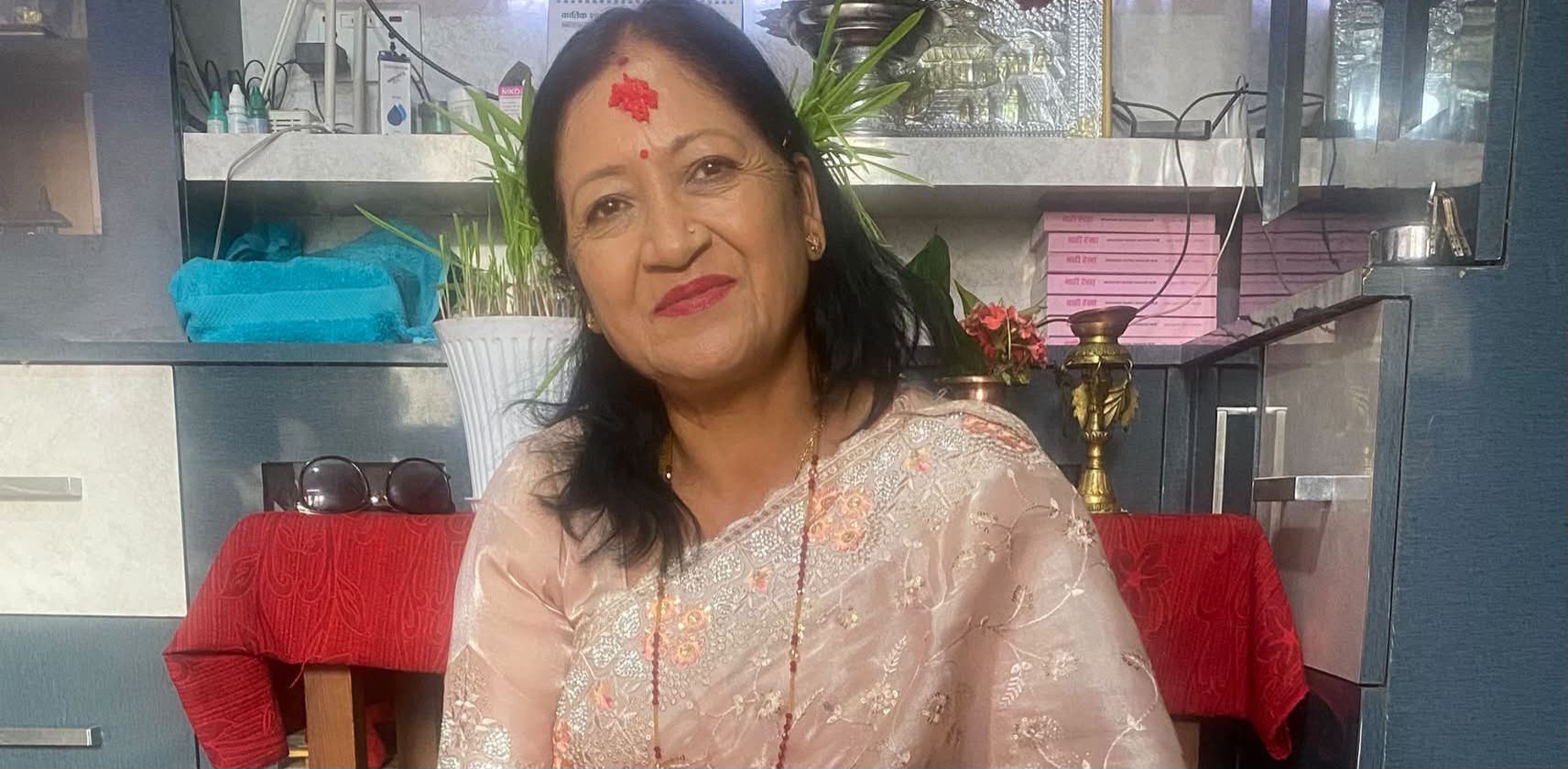 संवैधानिक पदमा बस्नेहरूलाई र न्यायालयमा बस्नेहरु  माथि प्रश्न गर्न नहुने हो?